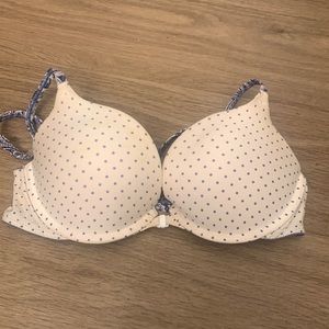 Victoria’s Secret bra